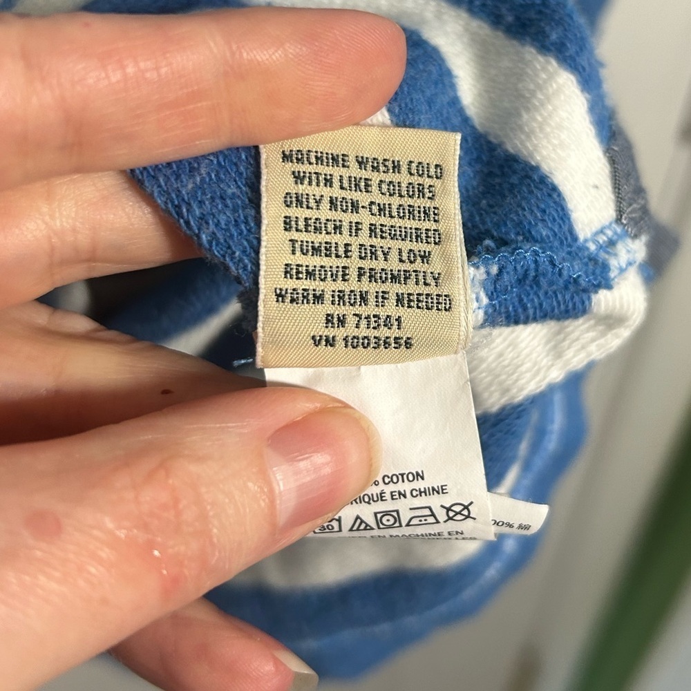 L.L. Bean Blue White Striped Cotton Henley Long Sleeve Size Medium 1/4 Button - Picture 6 of 10